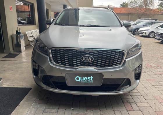 KIA SORENTO 3.5 V6 GASOLINA EX 7L AWD AUTOMATICO KIA SORENTO 3.5 V6 GASOLINA EX 7L AWD AUTOMATICO